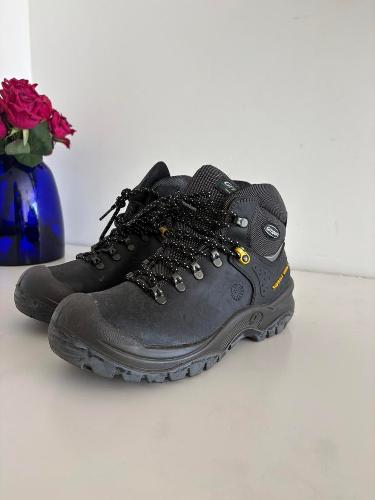 Werk schoenen, Ophalen of Verzenden, Zo goed als nieuw