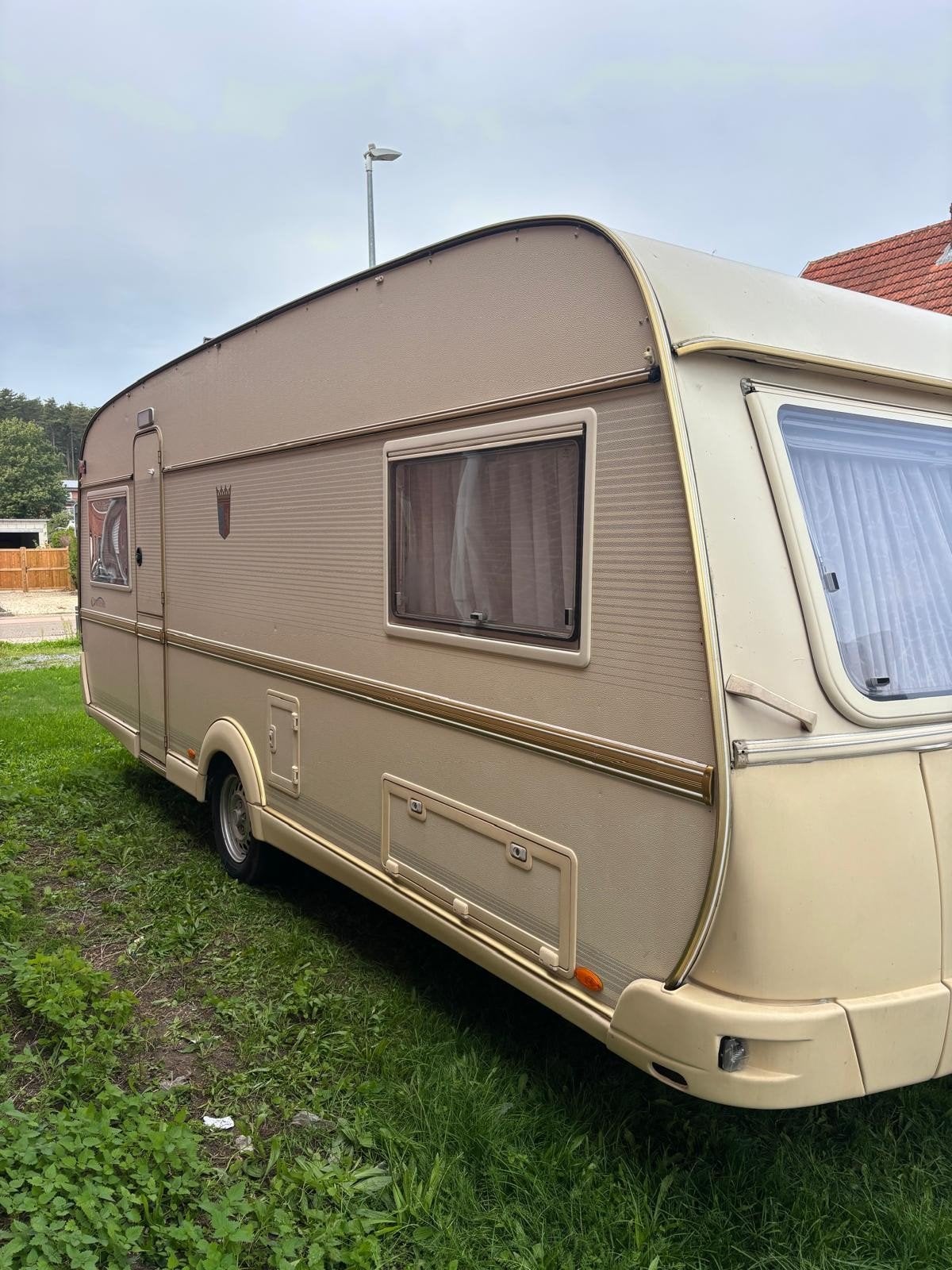 caravan Tabbart Comtess, Rondzit, Frans bed, Particulier, 5 tot 6 meter