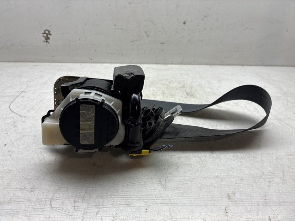 CEINTURE DE SECURITE AVANT GAUCHE Volkswagen Golf VII (AUA), Volkswagen, Volkswagen AG, Utilisé, Kundenbetreuung@volkswagen.de