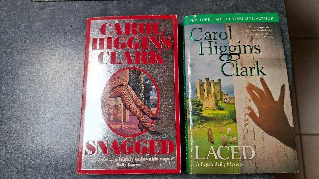 English mystery novels : Carol Higgins Clark, Ophalen of Verzenden, Gelezen, Carol higgins clark