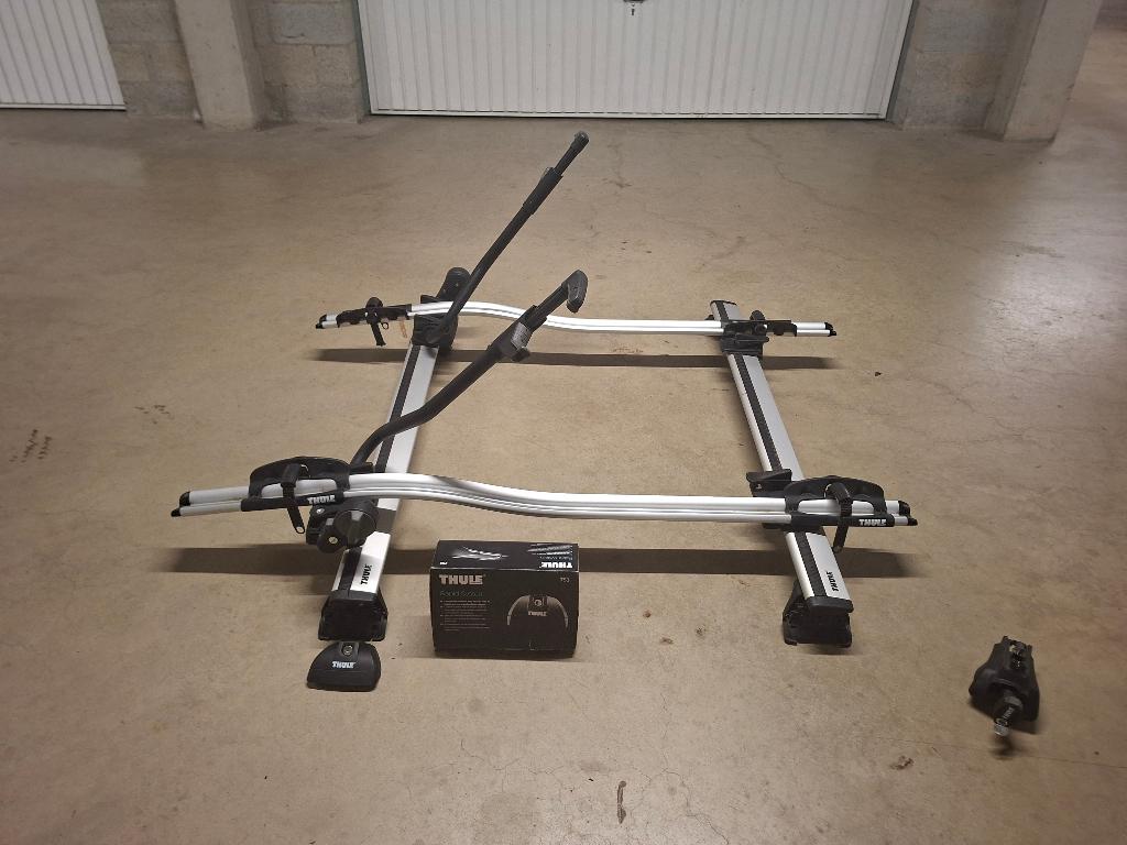 Thule dakdragers + Fietsdrager, Ophalen, Gebruikt