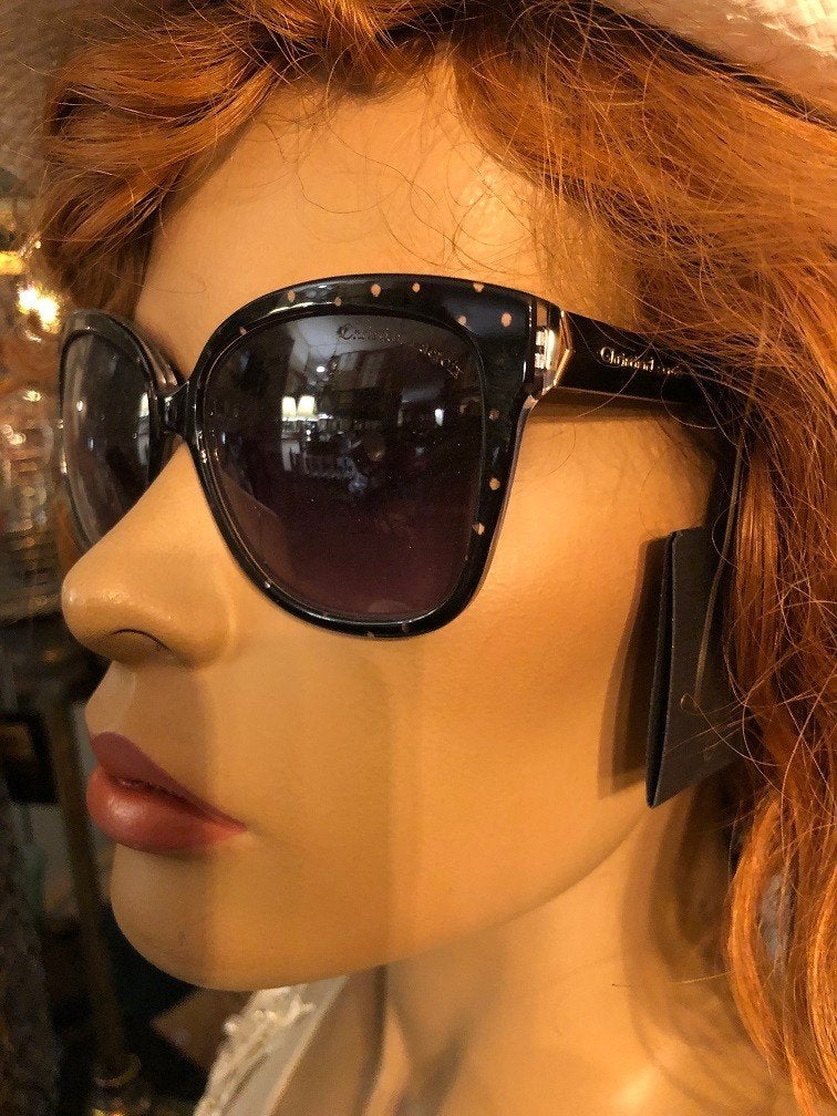 NIEUWE Christian Lacroix ZONNEBRIL CL5079 DESIGNER DAMESBRIL, Handtassen en Accessoires, Overige merken, Zonnebril, Zwart, Nieuw