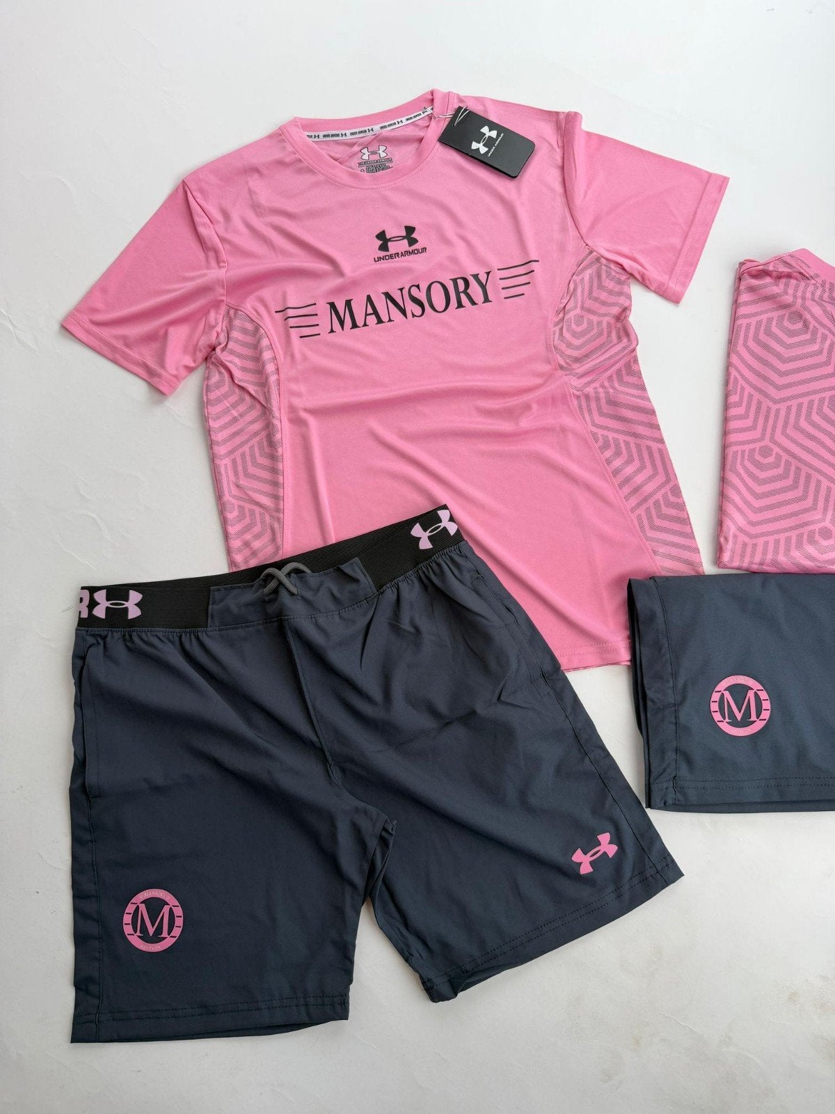 Under Armour sportsets, Verzenden