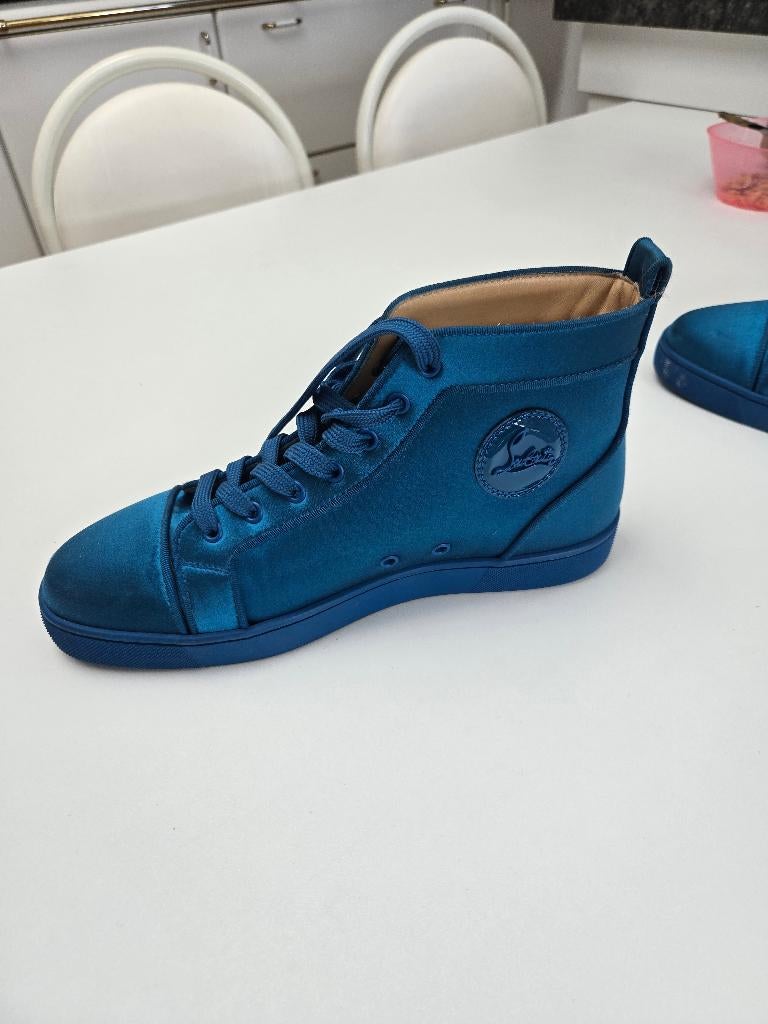 Te koop louboutin schoenen maat 43, Blauw, Ophalen of Verzenden, Zo goed als nieuw, Sneakers