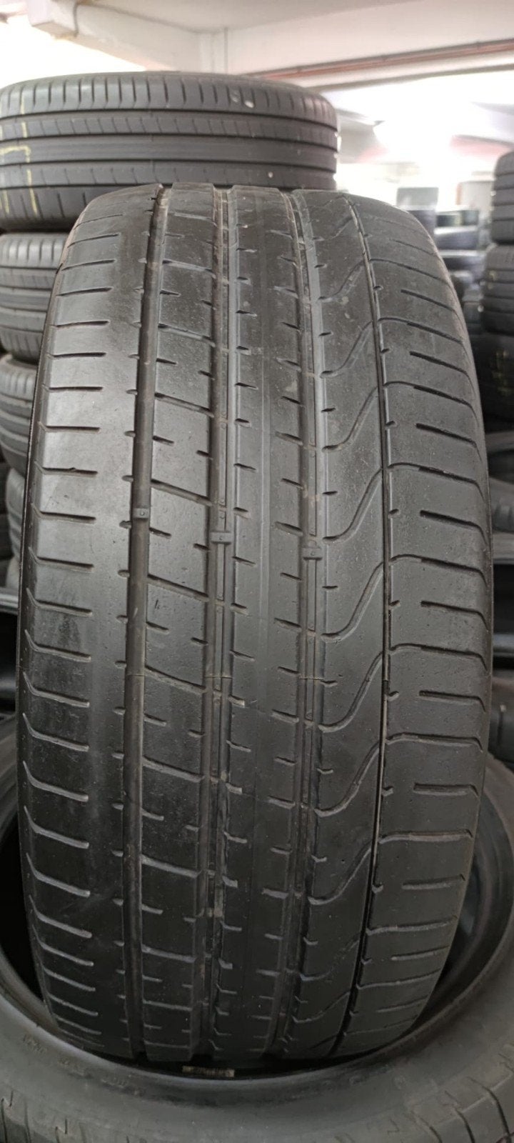 27535r21 275 35 r21 275/35/ pirelli avec montage