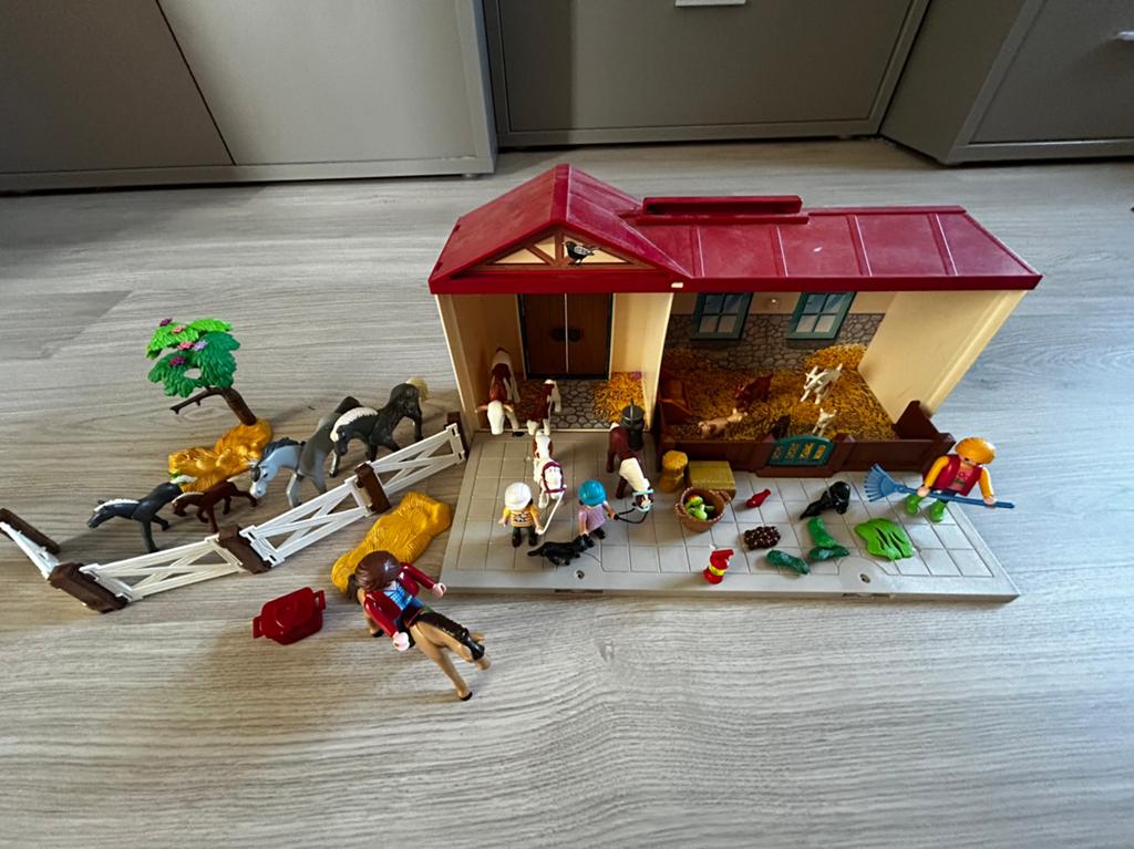 Écurie/ferme portative Playmobil, Enfants & Bébés, Enlèvement, Utilisé, Ensemble complet