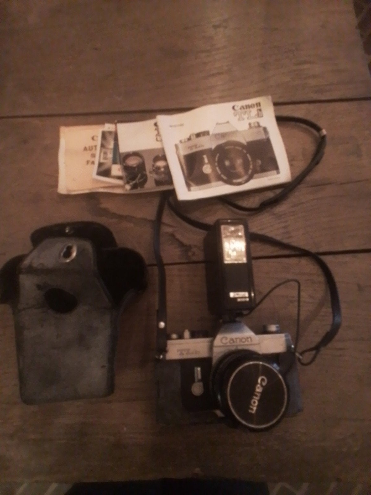 Appareil photo analogique Canon TLb classique+objectif FD 50, Collections, Appareils photo & Matériel cinématographique, Enlèvement