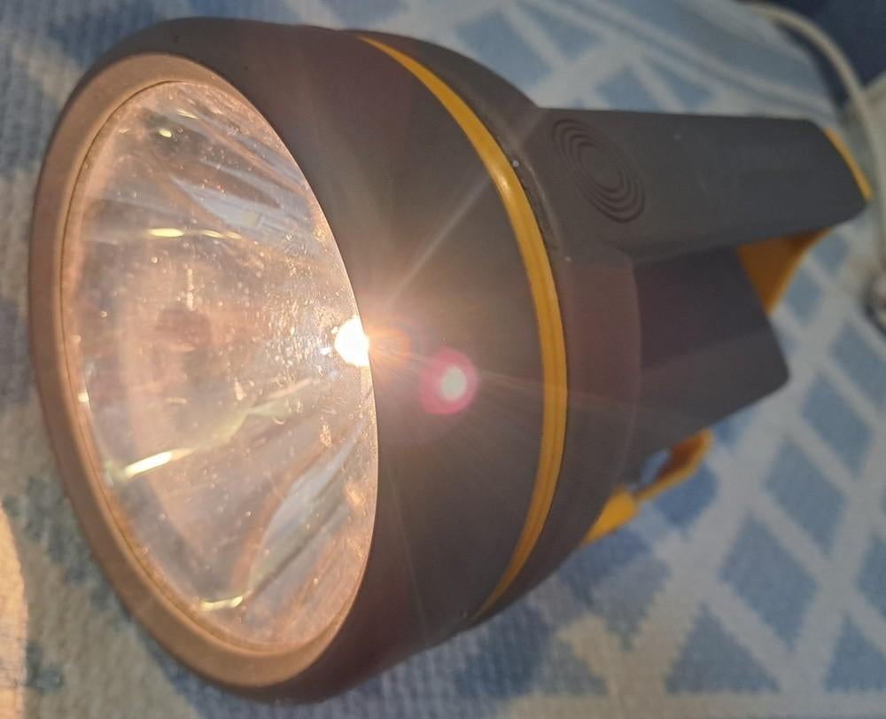 Lampe projecteur LUMILITE, Enlèvement