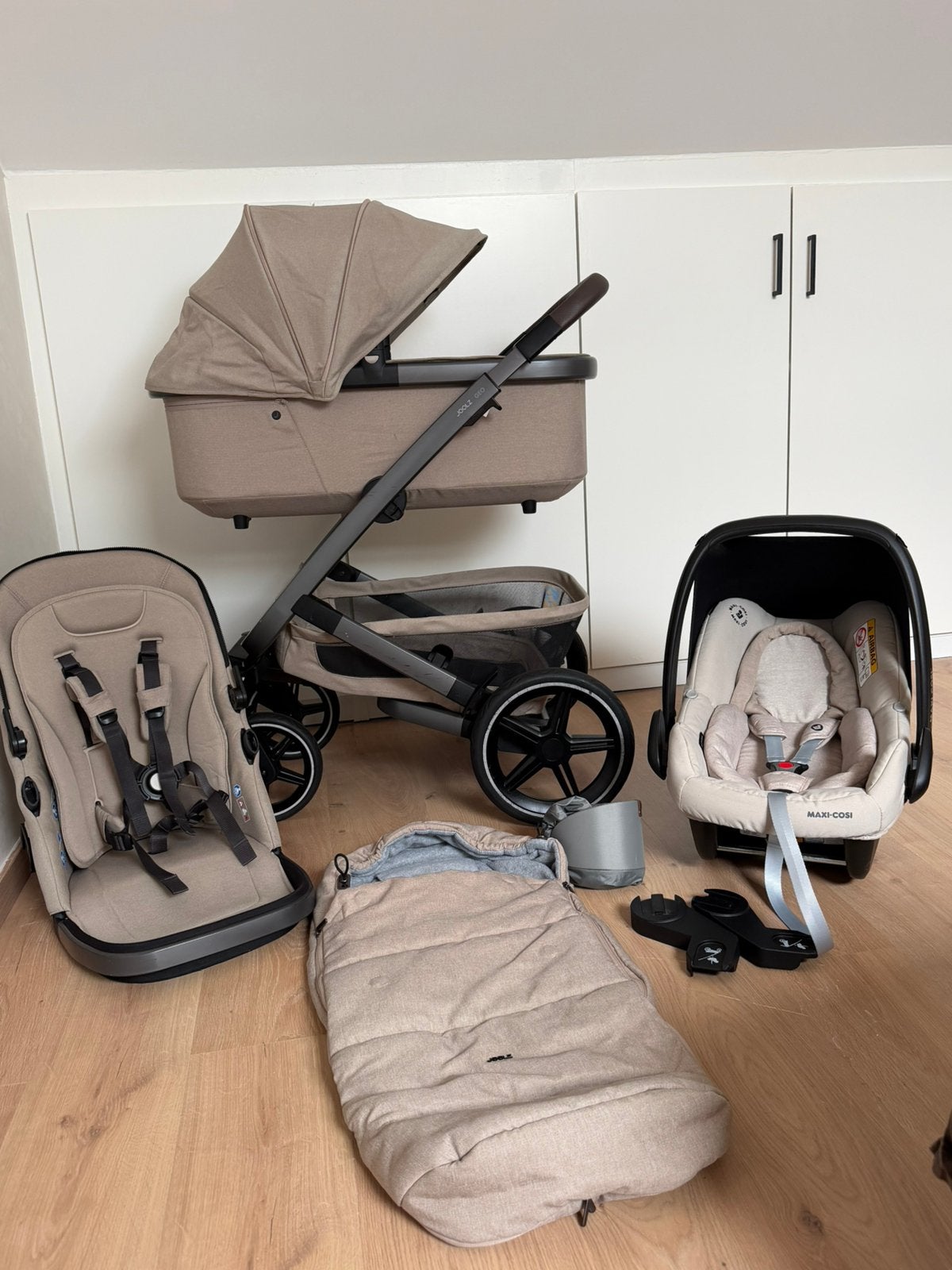 Joolz Geo 3 Sandy Taupe 3in-1 Maxi Cosi rock beige Complete, Ophalen, Babygeluk, Zo goed als nieuw, W