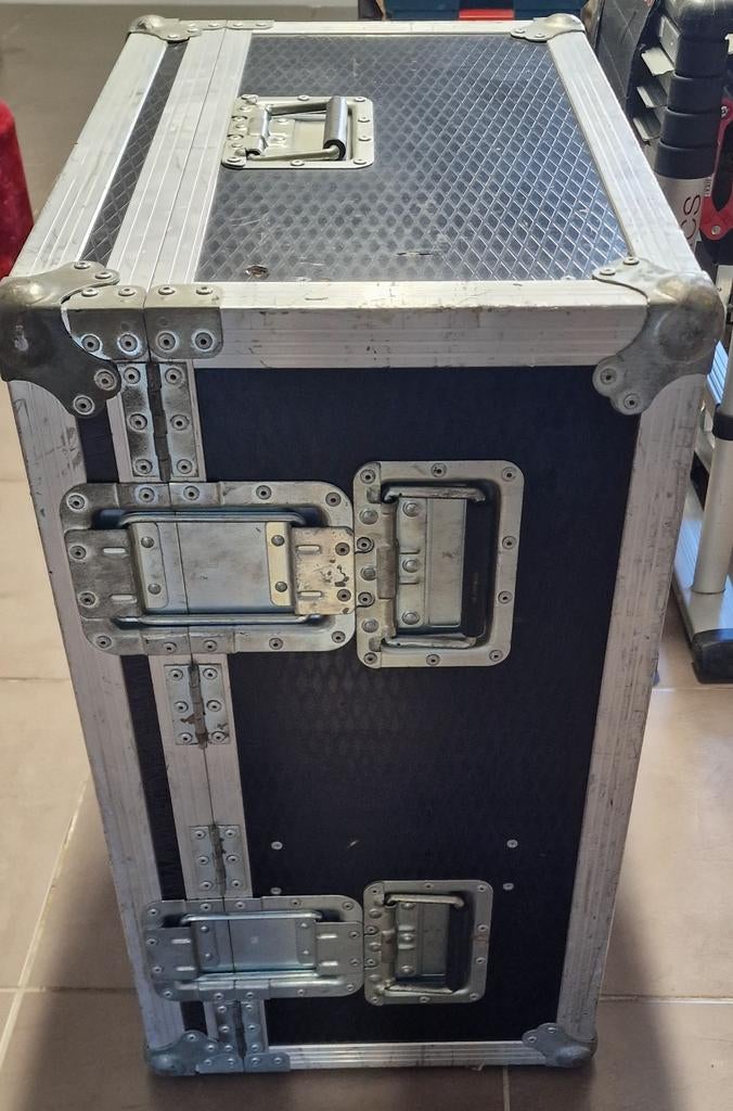 Flight case, Enlèvement, Flight case