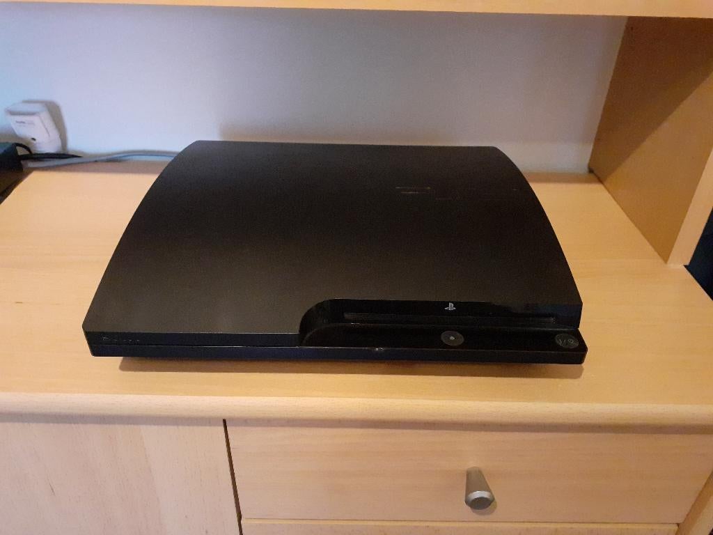 Playstation 3 + 2 jeux, Games en Spelcomputers, Spelcomputers | Sony PlayStation 3, Gebruikt, Slim, Met 1 controller, Met games