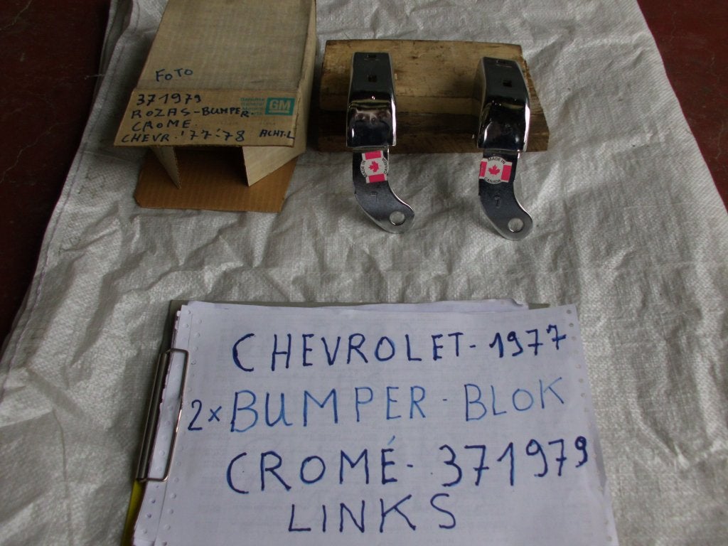 GM .chevrolet modellen cromé bumper rozetten, Ophalen of Verzenden, Nieuw, Chevrolet, Bumper