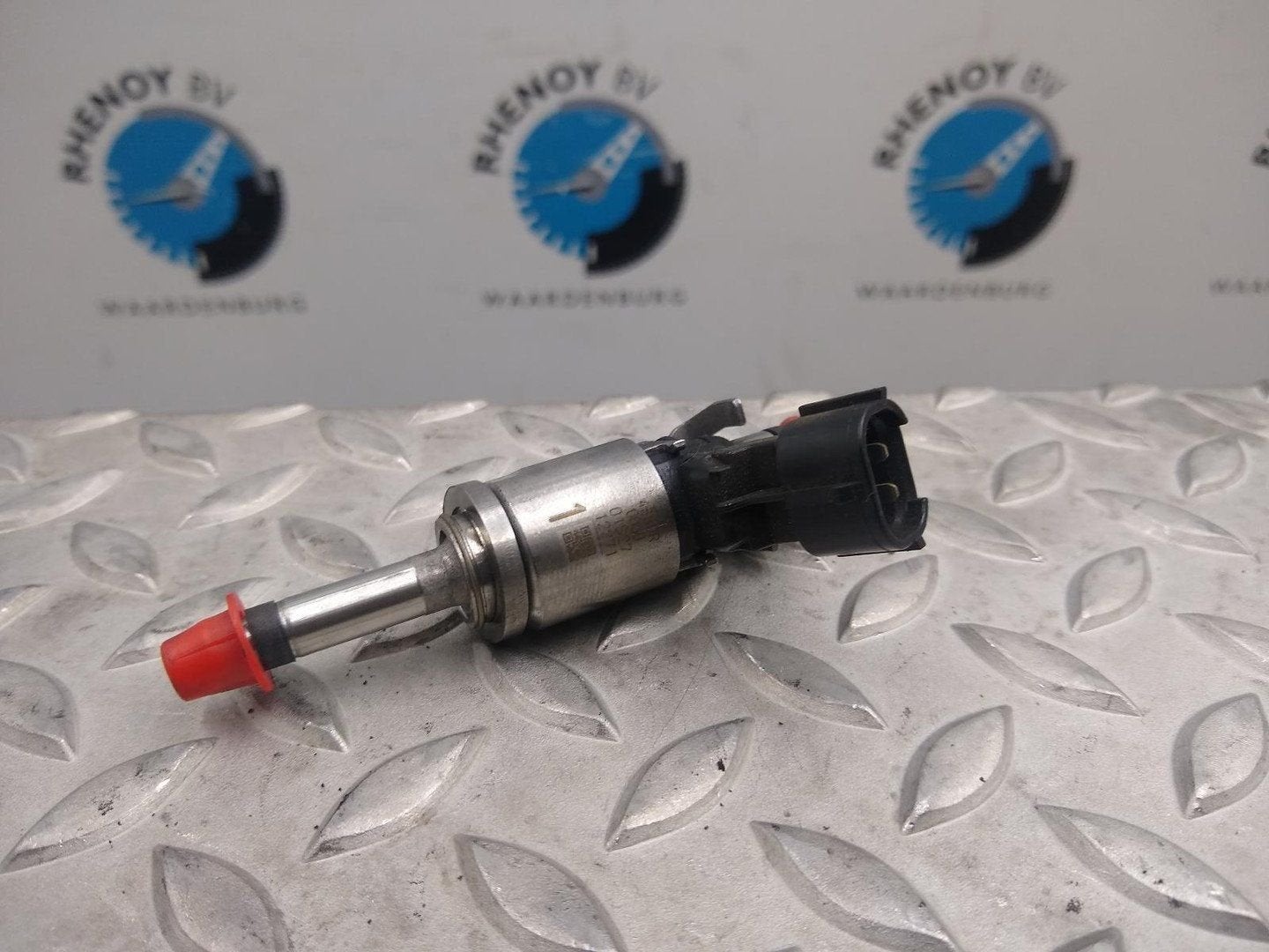 RENAULT MEGANE BRANDSTOF INJECTOR / VERSTUIVER 2016, Ophalen of Verzenden, Gebruikt, Stiba lid