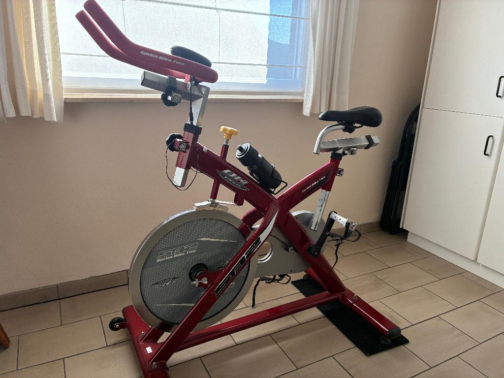 Spinning fiets, Sport en Fitness, Wielrennen, Ophalen, Zo goed als nieuw, Overige typen