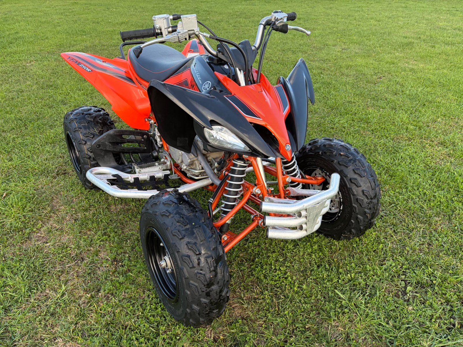 Yamaha Raptor 250 (YFM250R)