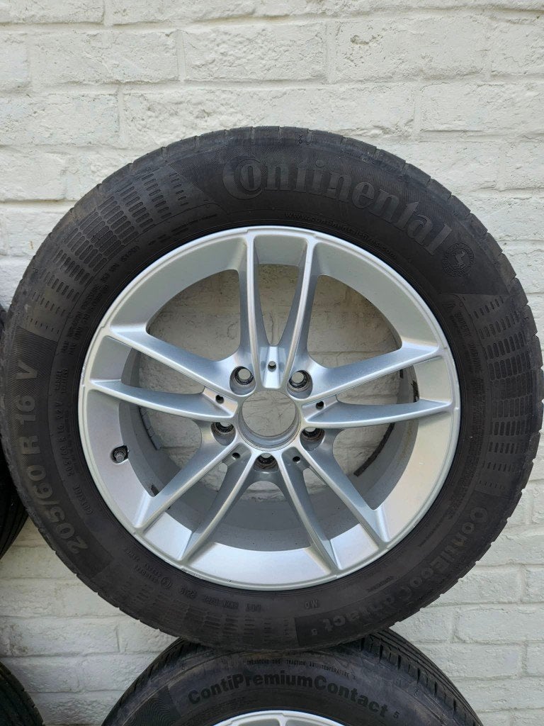 4 jantes Mercedes Classe A Avec pneus 205 60 R16 été, Pneus et Jantes, 16 pouces, Pneus été, 205 mm
