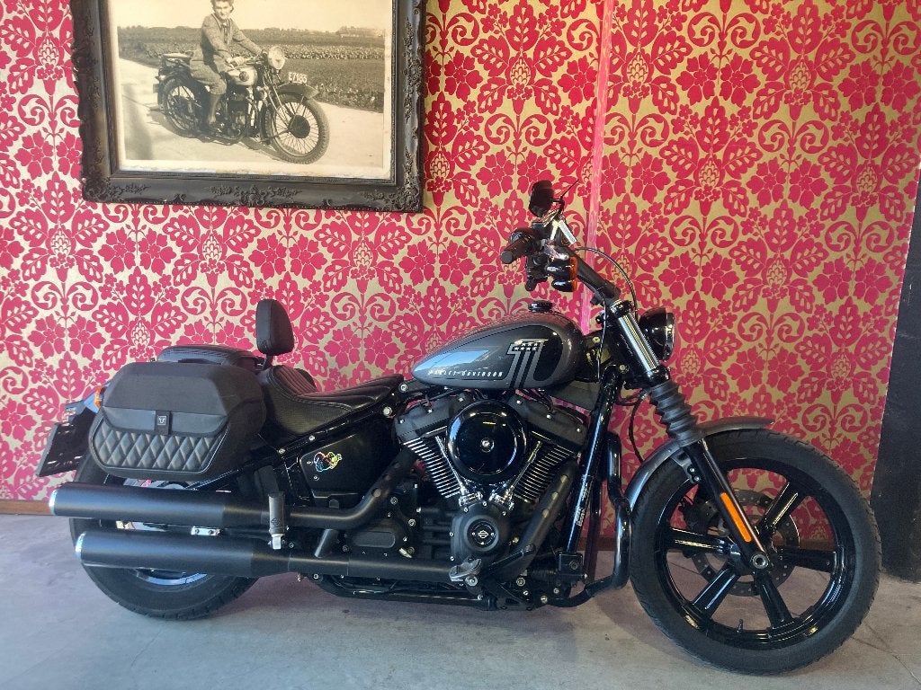 Harley Davidson street bob 114 2022 met garantie, 2 cilinders, Occasion, Bedrijf, Meer dan 35 kW