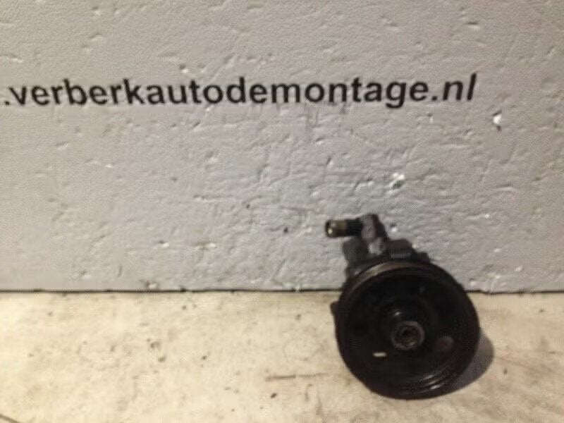 STUURBEKRACHTIGINGSPOMP Ford Focus 1 ST (01-2002/11-2004), Enlèvement ou Envoi, Henry-Ford-Straße 1 50735 Köln, DE, Ford-Werke GmbH