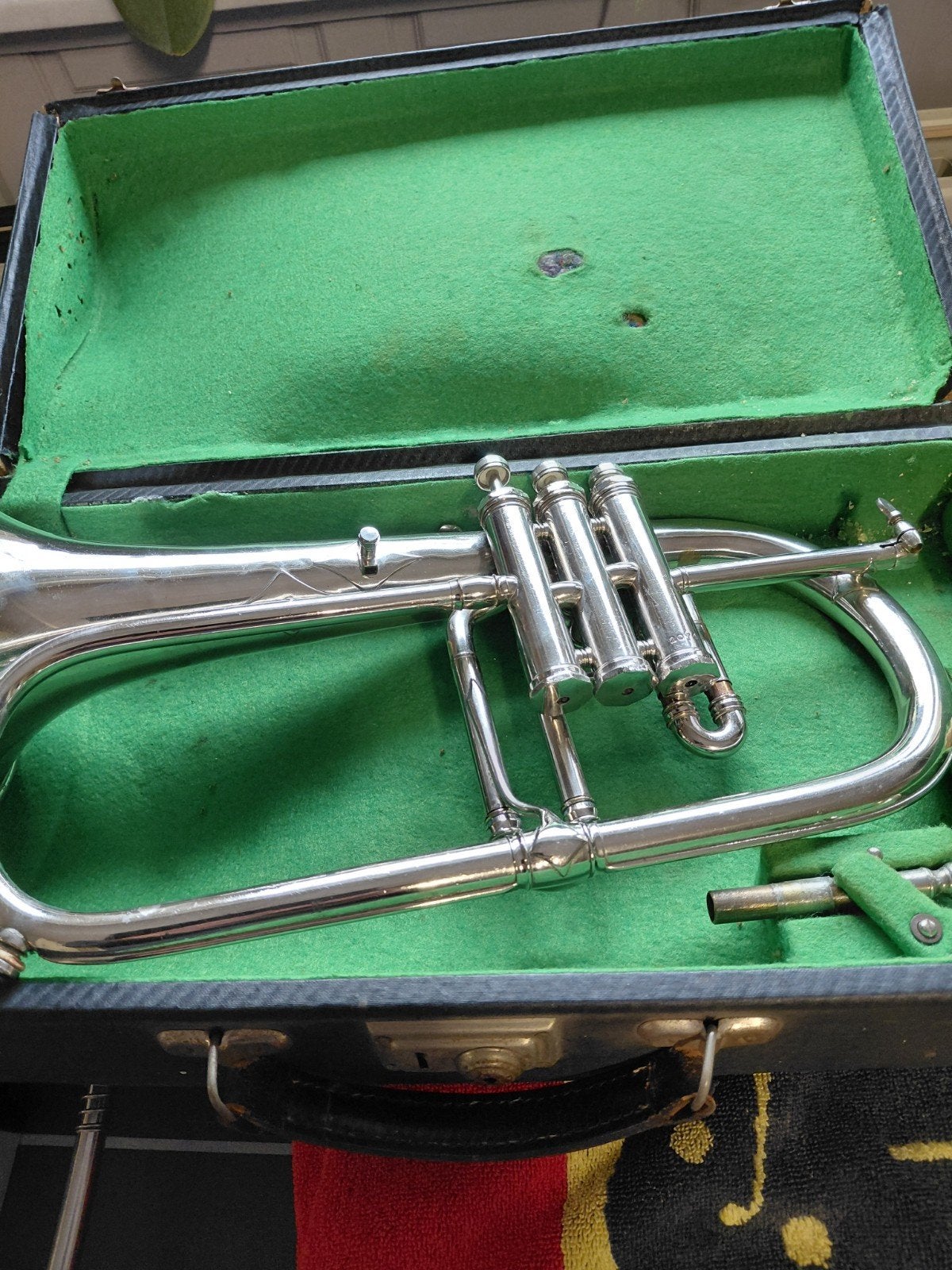 4 stuks bugel blaasinstrument, Musique & Instruments, Enlèvement, Avec valise