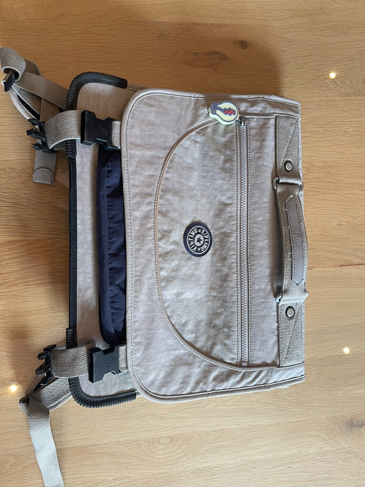 Kipling boekentas, Bijoux, Sacs & Beauté, Sacs | Cartables, Enlèvement, Utilisé