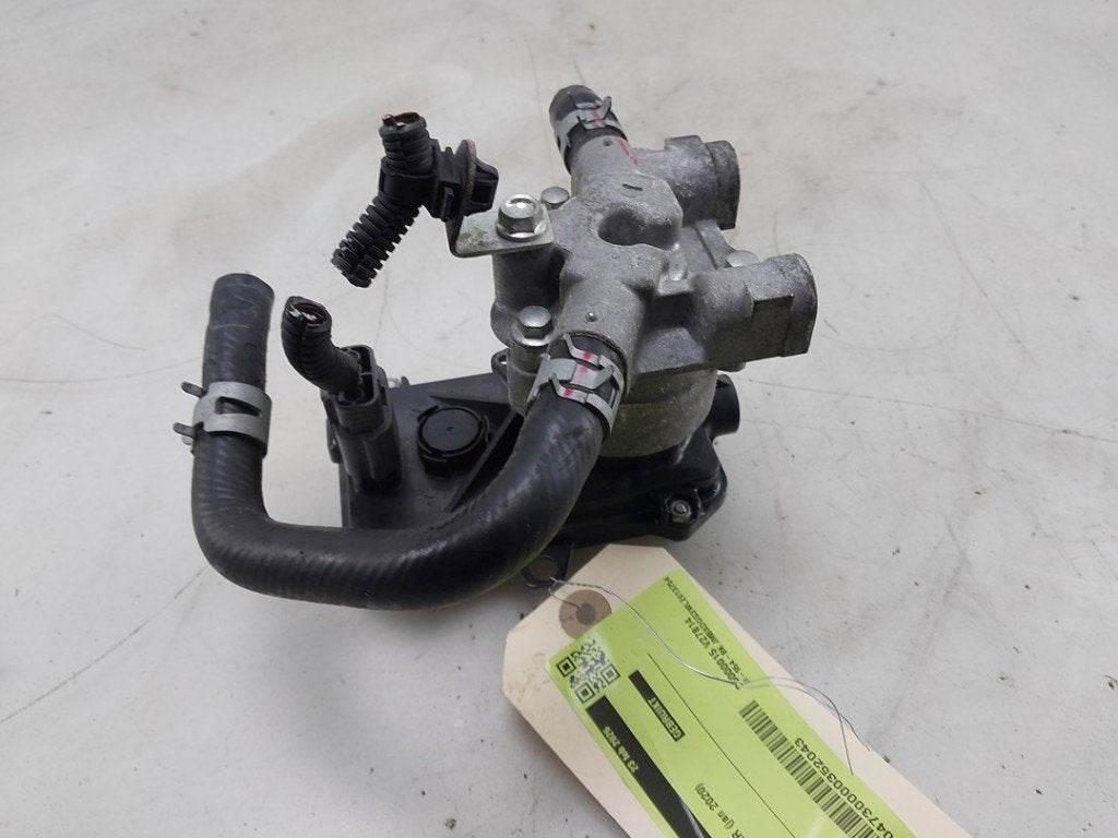 POMPE A HUILE Mitsubishi Outlander (GF / GG) (|9430A064|), Info@mitsubishi-motors.de, MITSUBISHI, Utilisé, Mitsubishi
