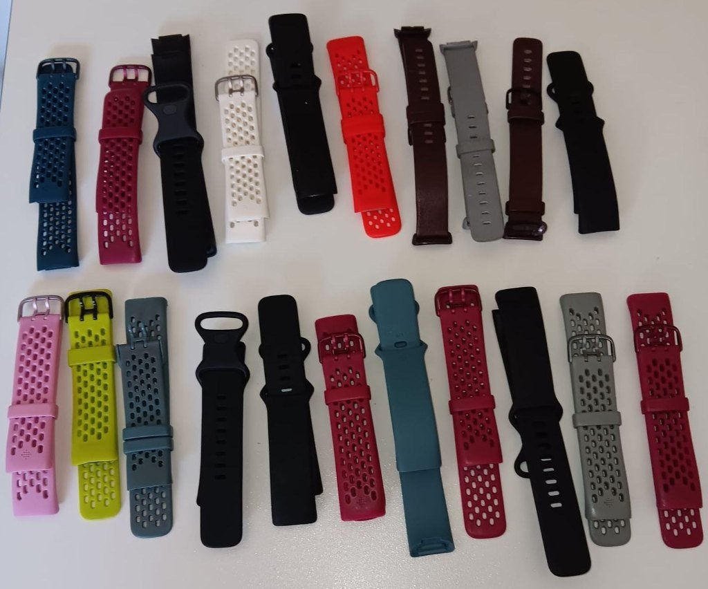 Horlogebandjes voor Fitbit CHARGE 5, Handtassen en Accessoires, Smartwatches, Zo goed als nieuw, Ophalen of Verzenden