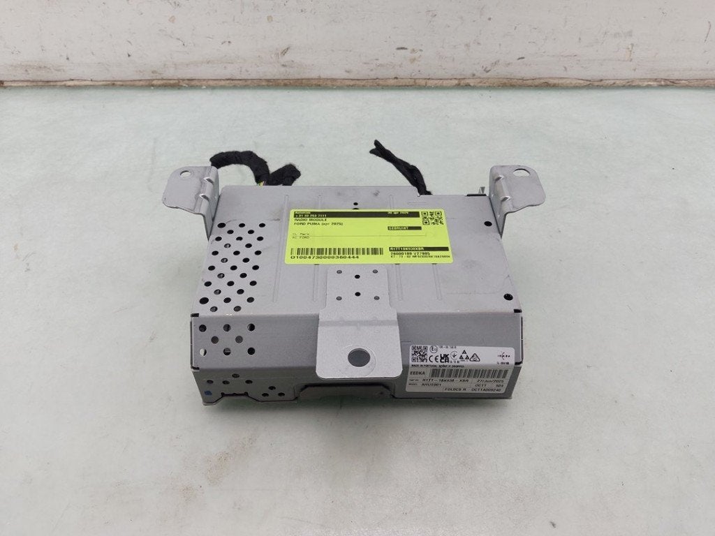 AUTORADIO Ford Puma (01-2019/-) (|R1TT18K938XBR|), Autos : Pièces & Accessoires, Henry-Ford-Straße  1
50735  Köln, DE, Ford-Werke GmbH