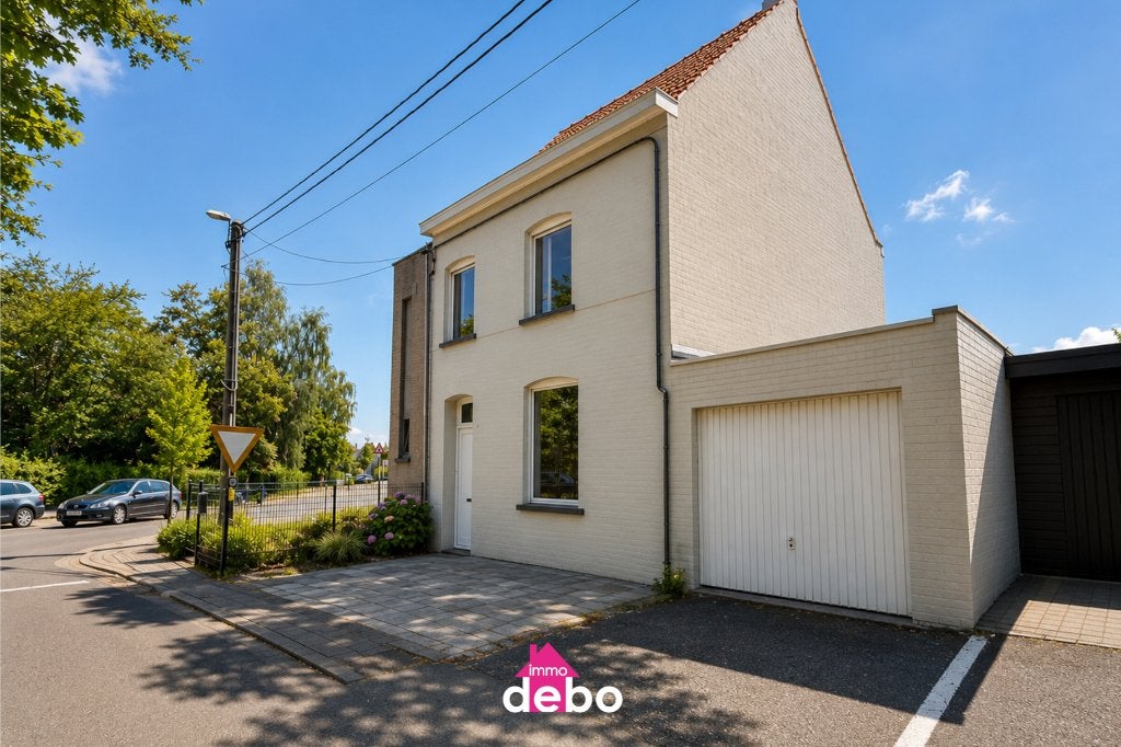 Gezinswoning met garage op wandelafstand van het centrum, Province de Flandre-Occidentale, 200 à 500 m², 160 m², Avelgem