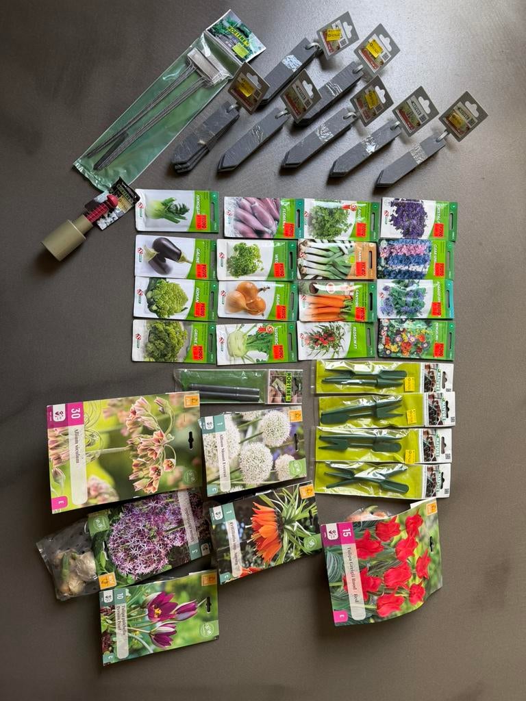 Zaaipakket 1 (zaden, bloembollen en toebehoren), Tuin en Terras, Ophalen