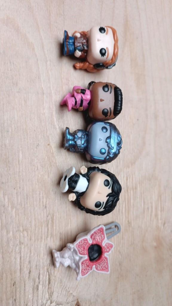 Lot collection kinder stranger things, Enlèvement ou Envoi