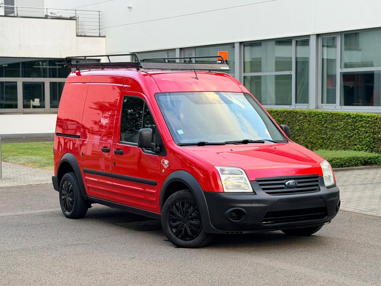 Ford Transit Connect 1.8TDCI Prêt à immatriculer, Autos, Ford, Rouge, Achat, 2 places, Boîte manuelle