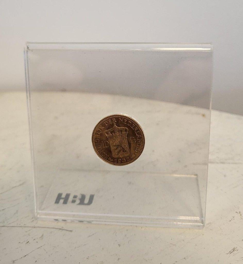 Nederland 10 Gulden 1932 Wilhelmina in plastic standaard met, Postzegels en Munten, Ophalen of Verzenden, Goud