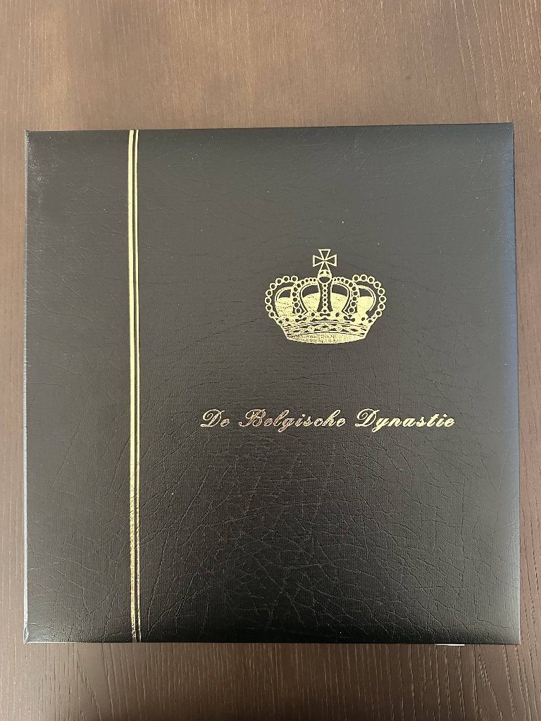 Schaubek De Belgische Dynastie compleet postzegel album, Ophalen of Verzenden, Voor 1920, Ongelopen, Limburg