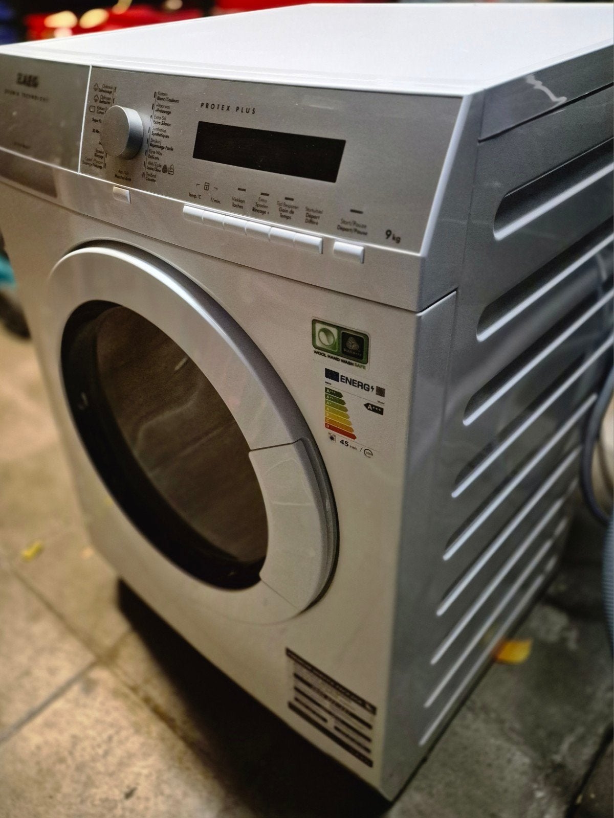 AEG LAVAMAT PROTEX PLUS – 9 KG!zoals nieuw., Ophalen