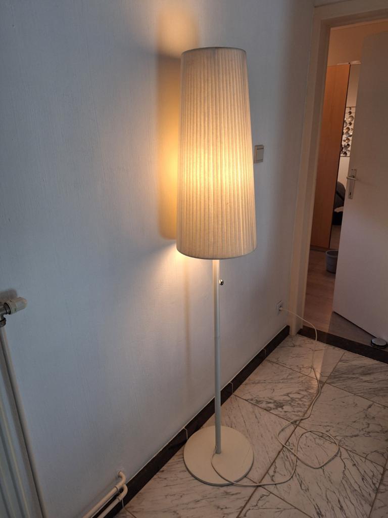 Vloerlamp, Enlèvement