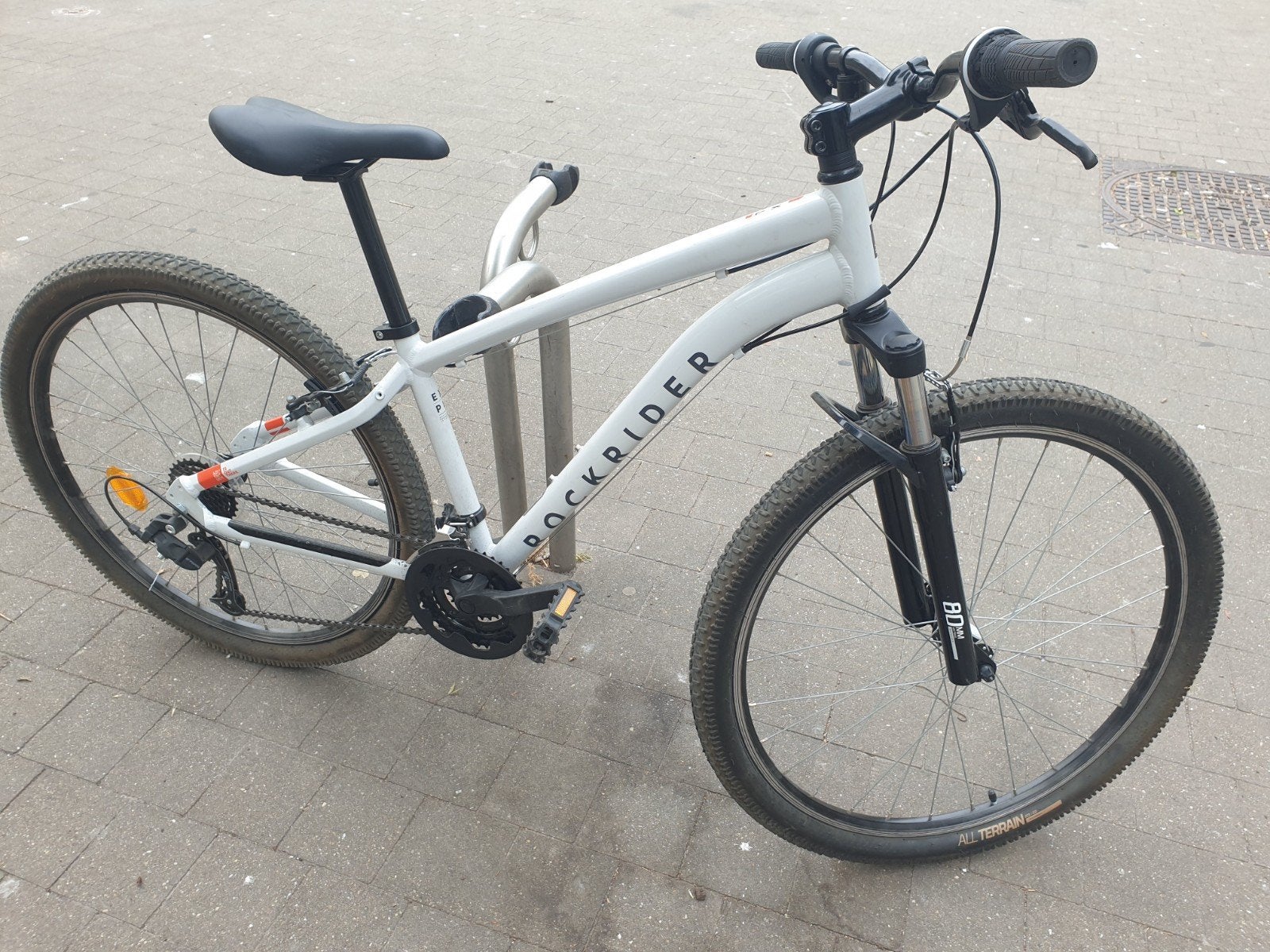 splinternieuwe fiets, Ophalen
