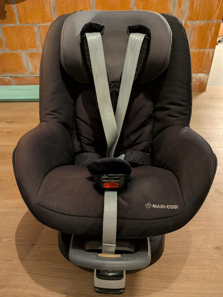 Maxi Cosi pearl + family fix, Ophalen, Autogordel of Isofix, Gebruikt, Slaapstand