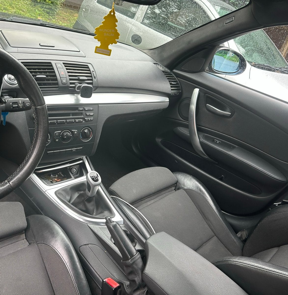 118d ne démarre pas 251000km, Autos, Achat, Boîte manuelle, Noir, 5 portes