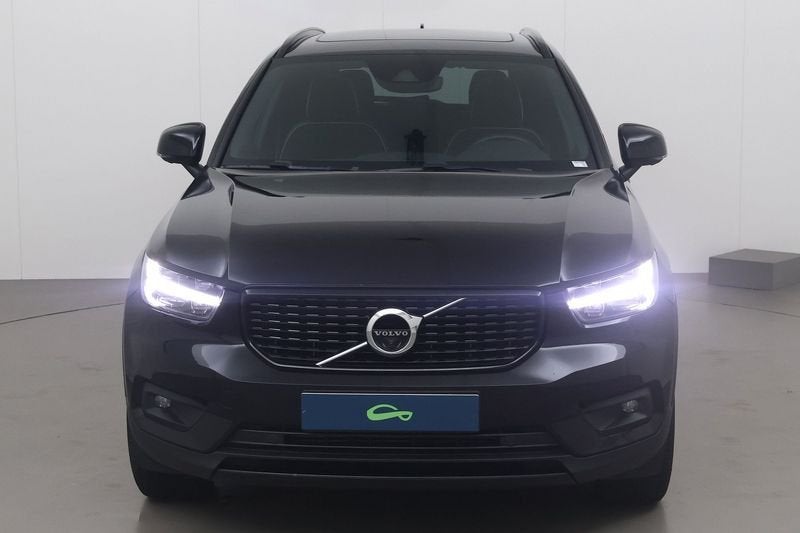 Volvo XC40 1.5 t3 r-design geartronic 163 AT, Auto's, Gebruikt, Overige bekleding, Zwart, 120 kW