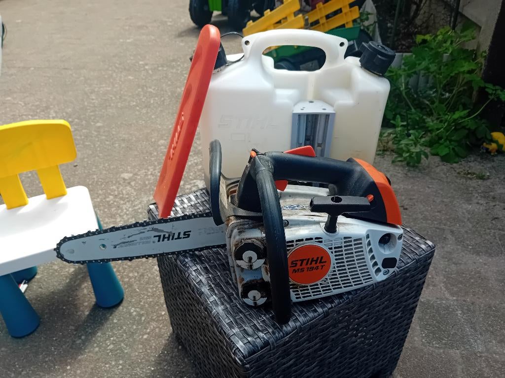 Sthil zaag te rui tege electrise fiets, Ophalen, Zo goed als nieuw, Benzine, Stilh