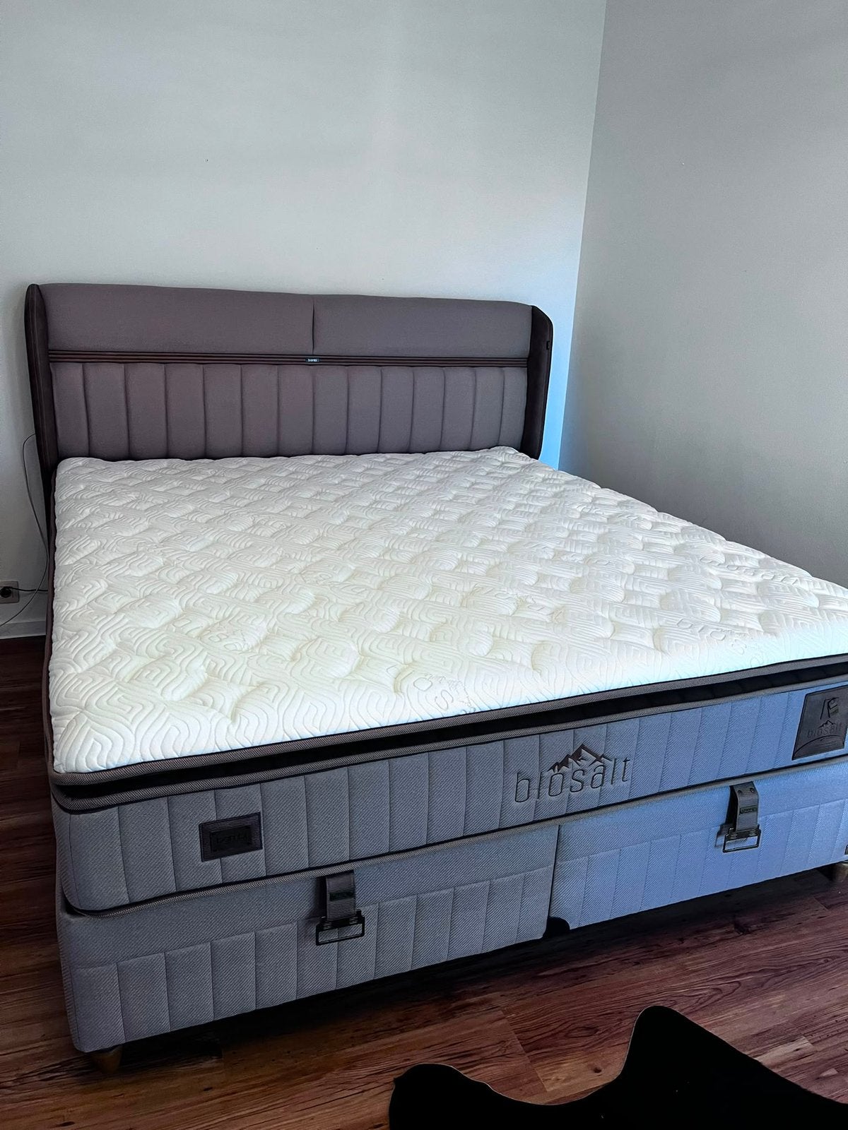 Bambi bed bijna nieuw, Huis en Inrichting, Ophalen, Beige, Tweepersoons, Zo goed als nieuw