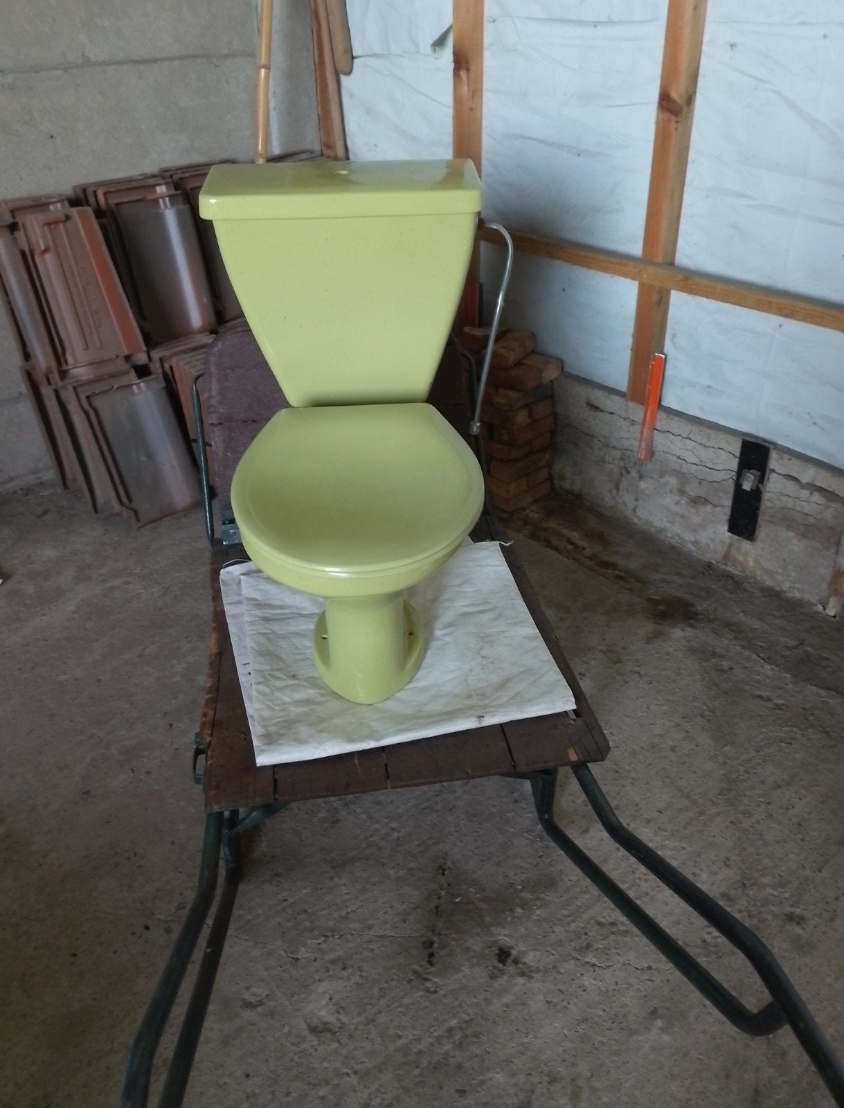 WC vertikale afvoer (beneden), Doe-het-zelf en Bouw, Sanitair, Ophalen
