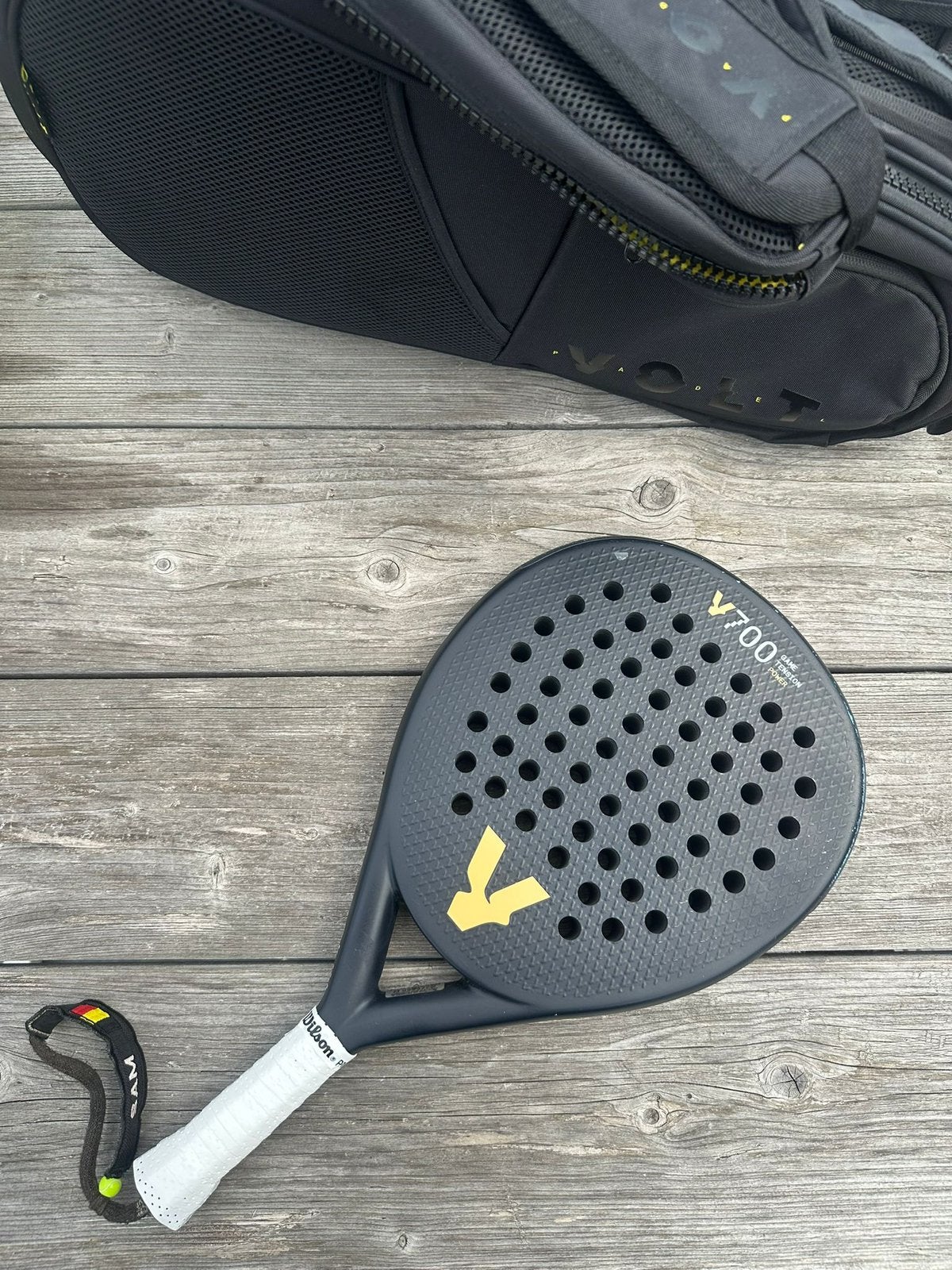 Volt 700 V23, Sport en Fitness, Padel, Ophalen, Gebruikt, Padelracket