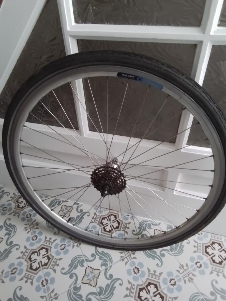 Achterwiel 28” 7v snelsluiter velgrem, Gebruikt, Aluminium, Stadsfiets, Ophalen