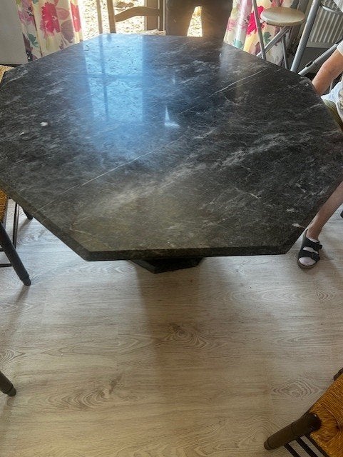 Table octogonale marbre granite gris foncé, 100 à 150 cm, Cinq personnes ou plus, 100 à 150 cm, Enlèvement