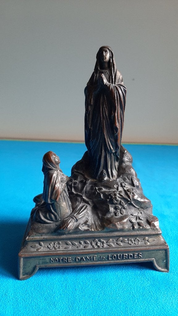 Boîte à musique religieuse ancienne – Notre-Dame de Lourdes, Antiquités & Art, Enlèvement