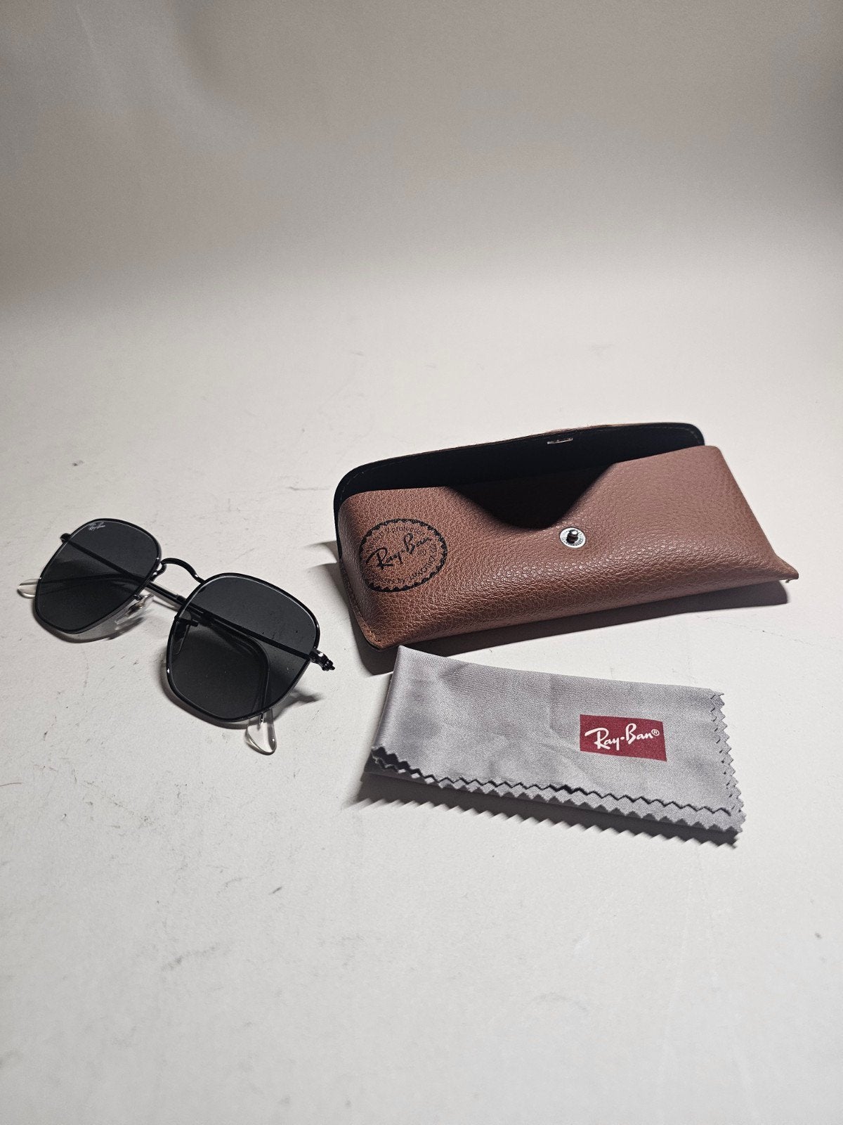 Ray-Ban zwart, Zonnebril, Zwart, Ophalen of Verzenden, Zo goed als nieuw