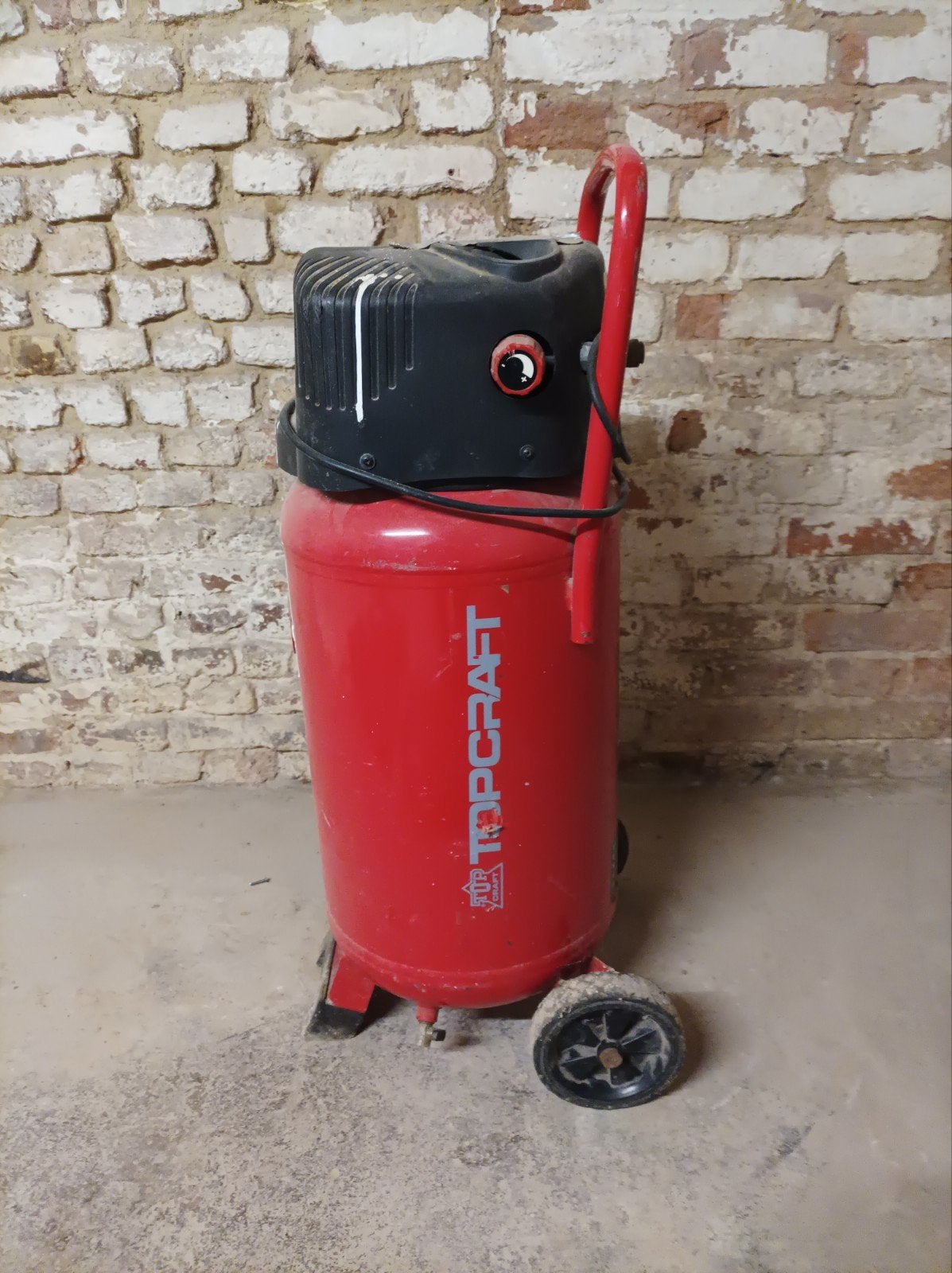 COMPRESSEUR, Bricolage & Construction, Compresseurs, Enlèvement