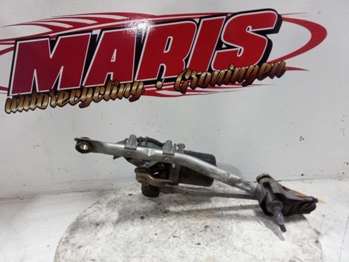 Moteur + mécanique essuie-glace d'un Peugeot 107, -, -, 3 mois de garantie, Utilisé