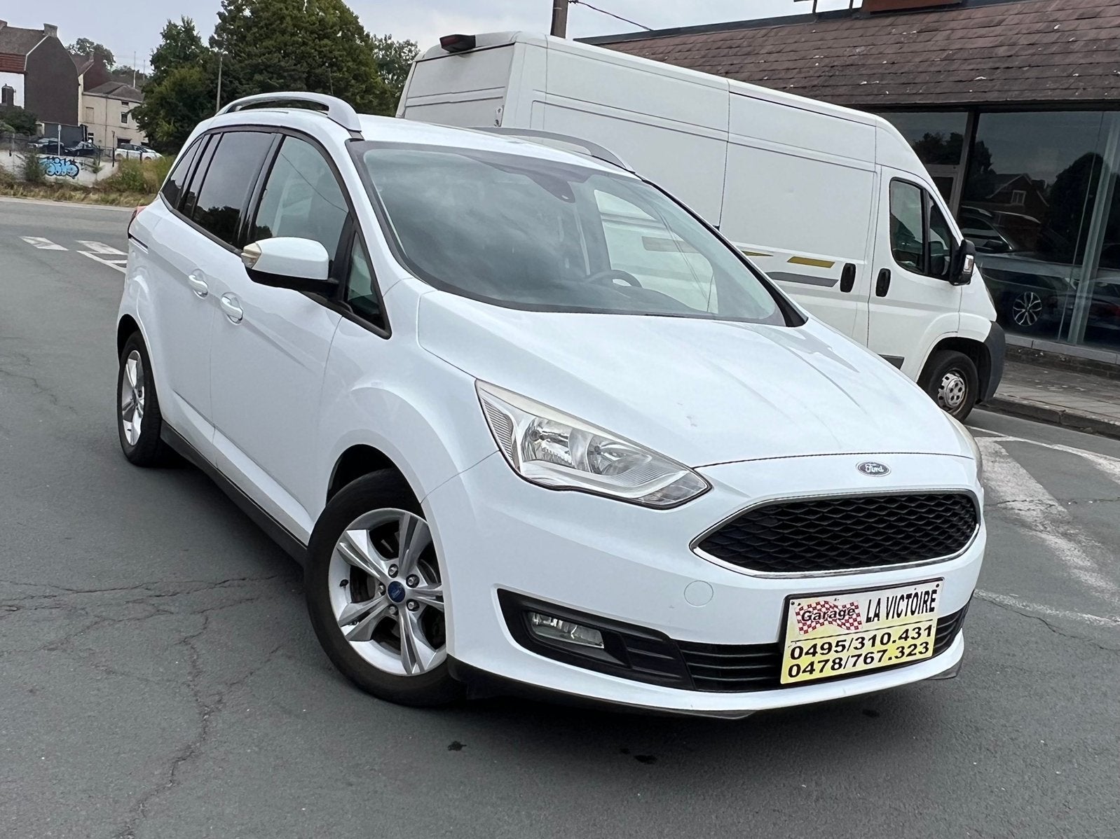 Ford Grand C-Max 5 Places 2016 année 1.5 TDCi 0032478767323, Auto's, Voorwielaandrijving, Stof, Euro 6, 4 cilinders